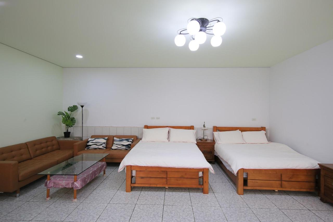 Bridgeside Homestay Pingtung Exterior foto